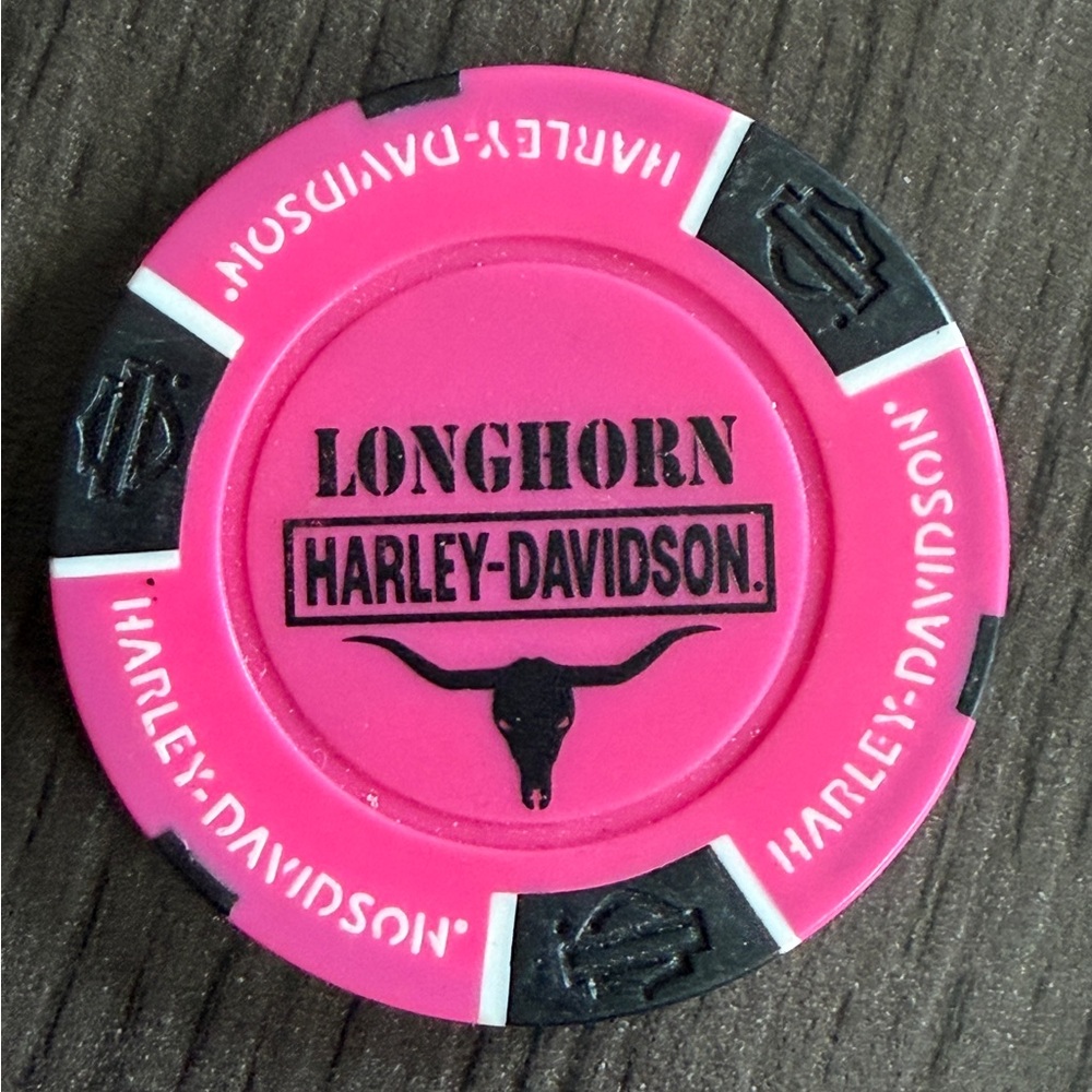 Collectible Harley Davidson Poker Chip Longhorn Grand Prairie, Texas
